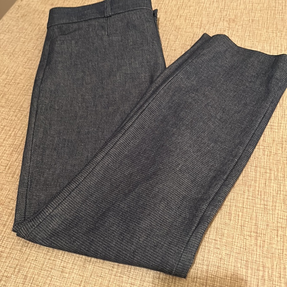 Banana Republic flat front grey blue woven fabric straight leg pants. Like new